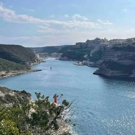 Superbe Studio Climatise Parking Gratuit Sur Place Bonifacio (Corsica)
