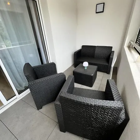 Superbe Studio Climatise Parking Gratuit Sur Place Appartement *