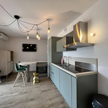 Superbe Studio Climatise Parking Gratuit Sur Place Bonifacio (Corsica)